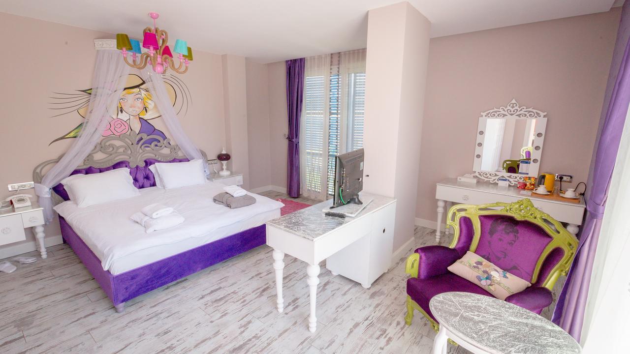 Limnades Hotel Iznik Exterior photo